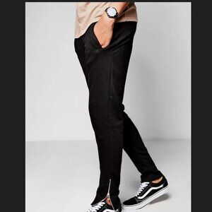 3/15$ Jack and Jones Black Jogger jeans